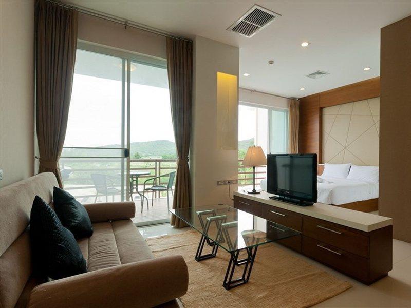 Tai-Pan Resort And Condominium Hua Hin Exterior photo
